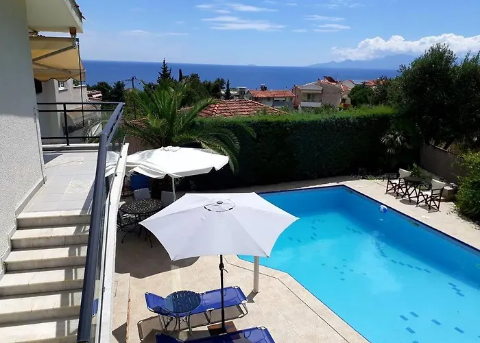 Pool Sea View Close To The Hébergement de vacances